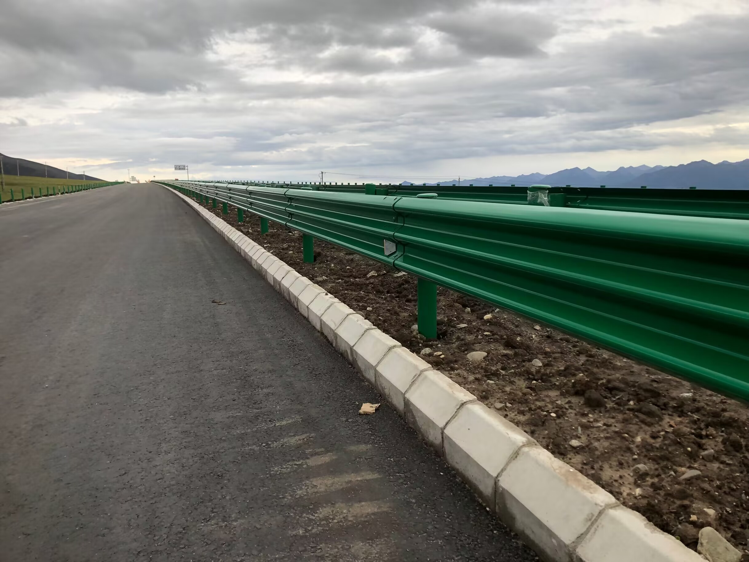 桑日县乡村公路波形护栏三波波形护栏 - 推荐